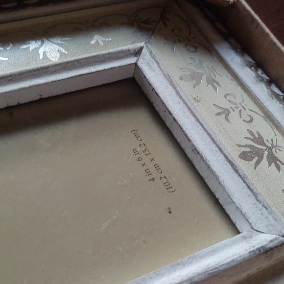 Elsa Wooden Picture Frame - Picture 2 of 4